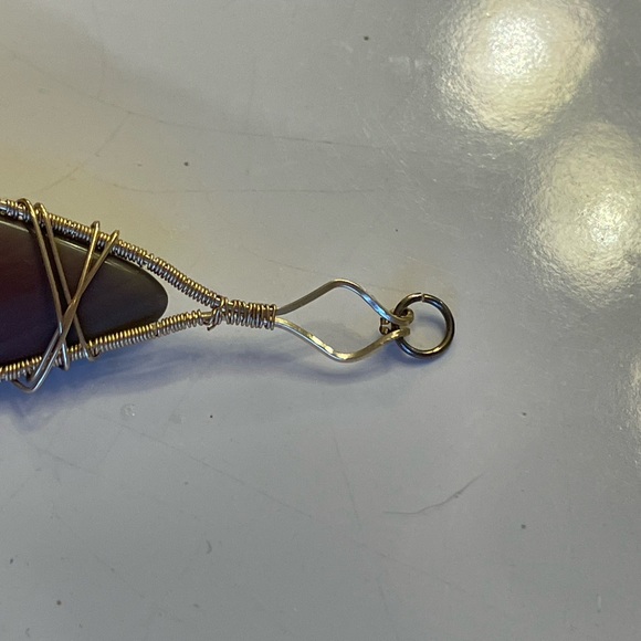 Natural Agate Stone Pendant In Gold Filled Wire 3” Long 1" Wide - Picture 9 of 11